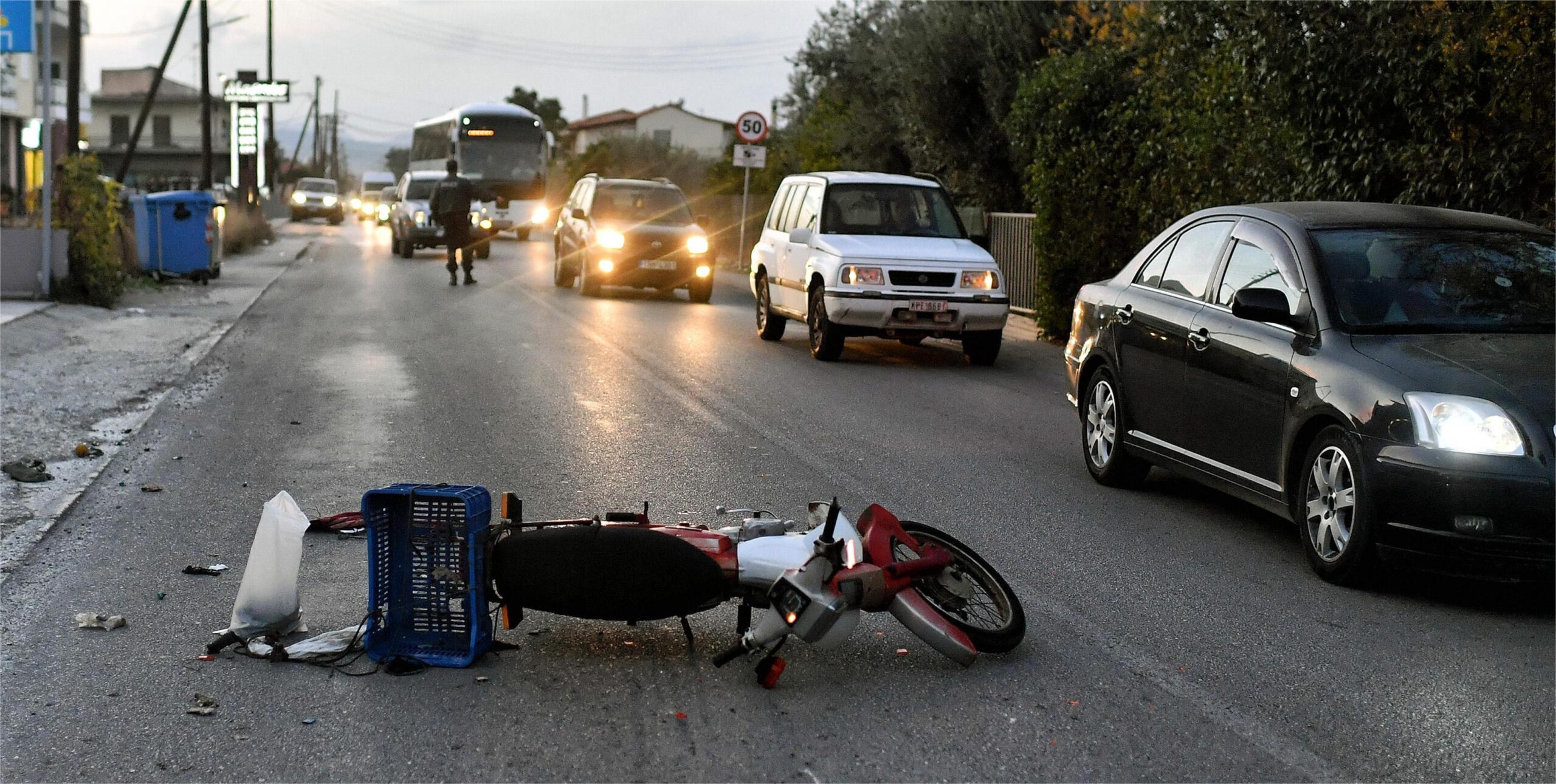 Εκστρατεία Υπουργείων – “Όχι βενζίνη, αν δεν φοράς κράνος”