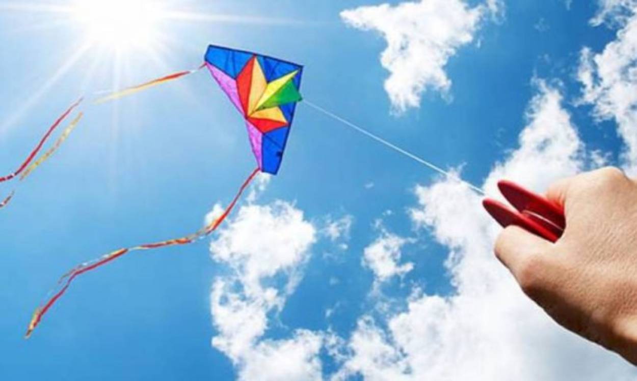 ΔΕΔΔΗΕ: Τι πρέπει να προσέχουμε κατά το πέταγμα χαρταετού την Καθαρά Δευτέρα