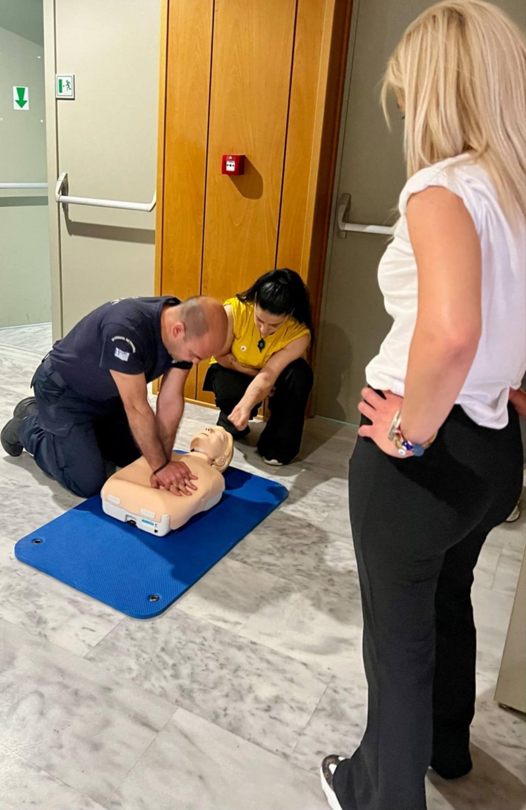 Με μεγάλη επιτυχία το σεμινάριο Βασικής Υποστήριξης της Ζωής που διοργάνωσε ο Δήμος Ηρακλείου στο Αστυνομικό Μέγαρο