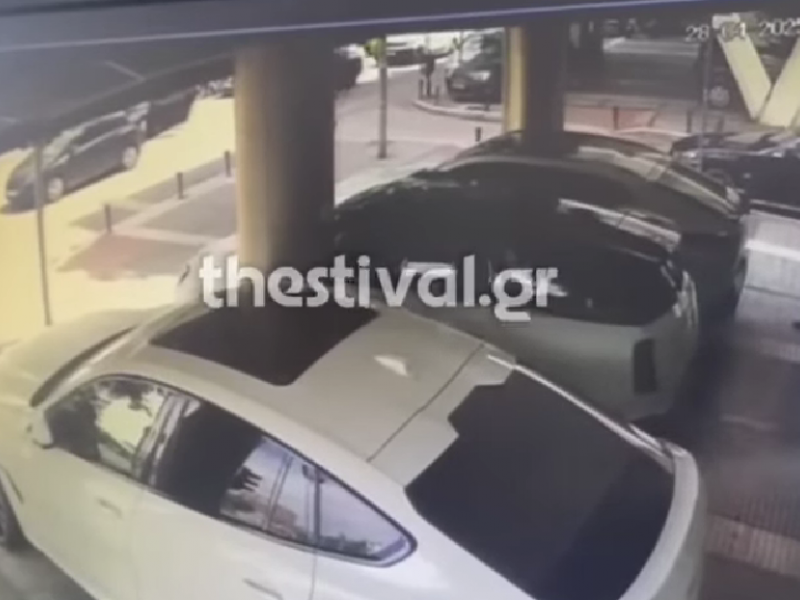 Θεσσαλονίκη: Άγριος ξυλοδαρμός 36χρονου γιατρού μπροστά στο παιδί του – Ταυτοποιήθηκαν πατέρας και γιος από την Αθήνα