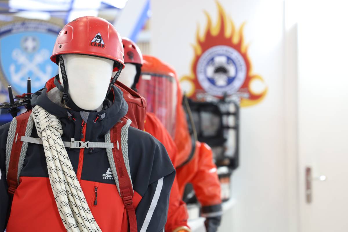 Το Πυροσβεστικό Σώμα στη Διεθνή Έκθεση Άμυνας και Ασφάλειας DEFEA – Defence Exhibition Athens 2025 – στο Metropolitan Expo