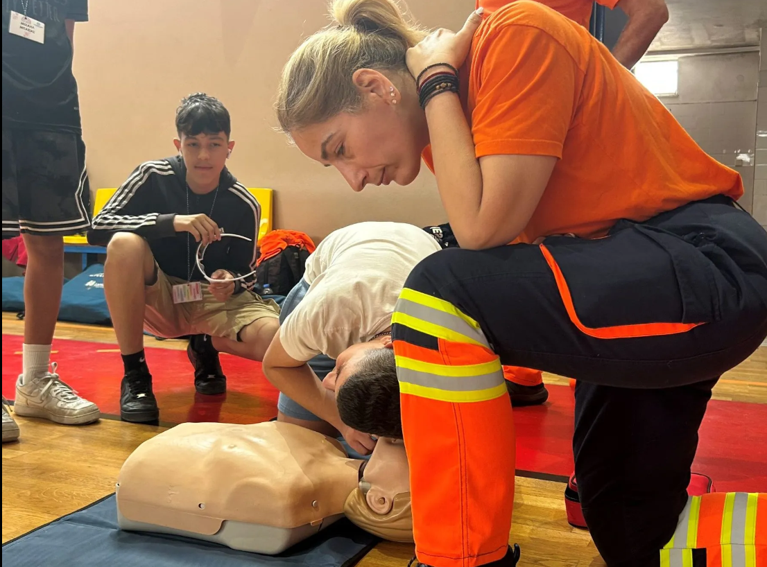 Με επιτυχία η εκπαιδευτική δράση ΚΑΡΠΑ σε 400 μαθητές στα Χανιά στο πλαίσιο του προγράμματος «ΖΩΗ»