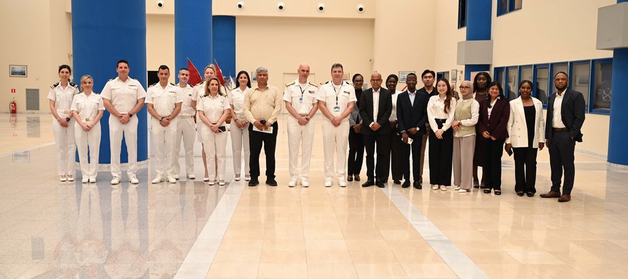 Οι σπουδαστές του Παγκόσμιου Ναυτιλιακού Πανεπιστημίου του IMO (World Maritime University) στην Αθήνα