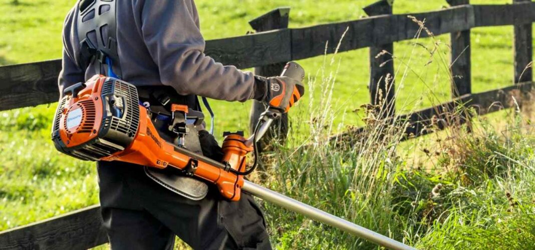 Η Πυροσβεστική αναλαμβάνει τον έλεγχο των καταγγελιών για ακαθάριστα οικόπεδα και την επιβολή προστίμων