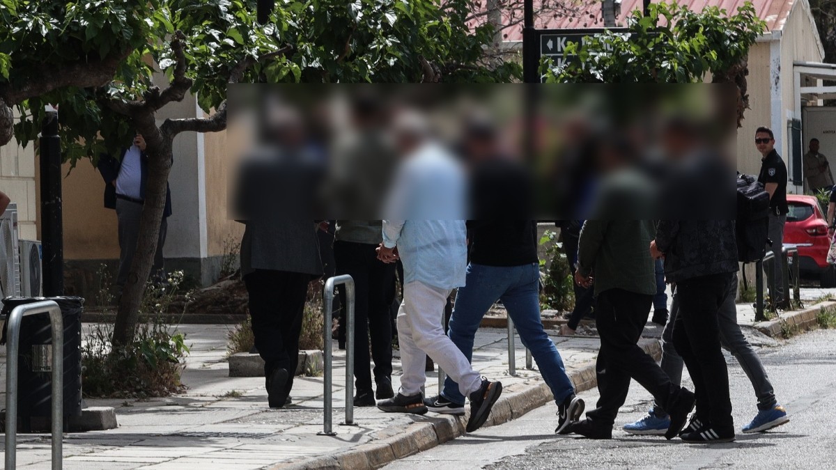 Βαριές κατηγορίες στους εμπλεκόμενους σε δωροδοκίες για επίσπευση κτηματολογικών υποθέσεων