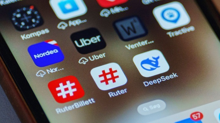 Ο Ιταλός υπουργός Παιδείας ζητάει να απαγορευθούν τα κινητά τηλέφωνα στα σχολεία σε όλη την Ευρωπαϊκή Ένωση