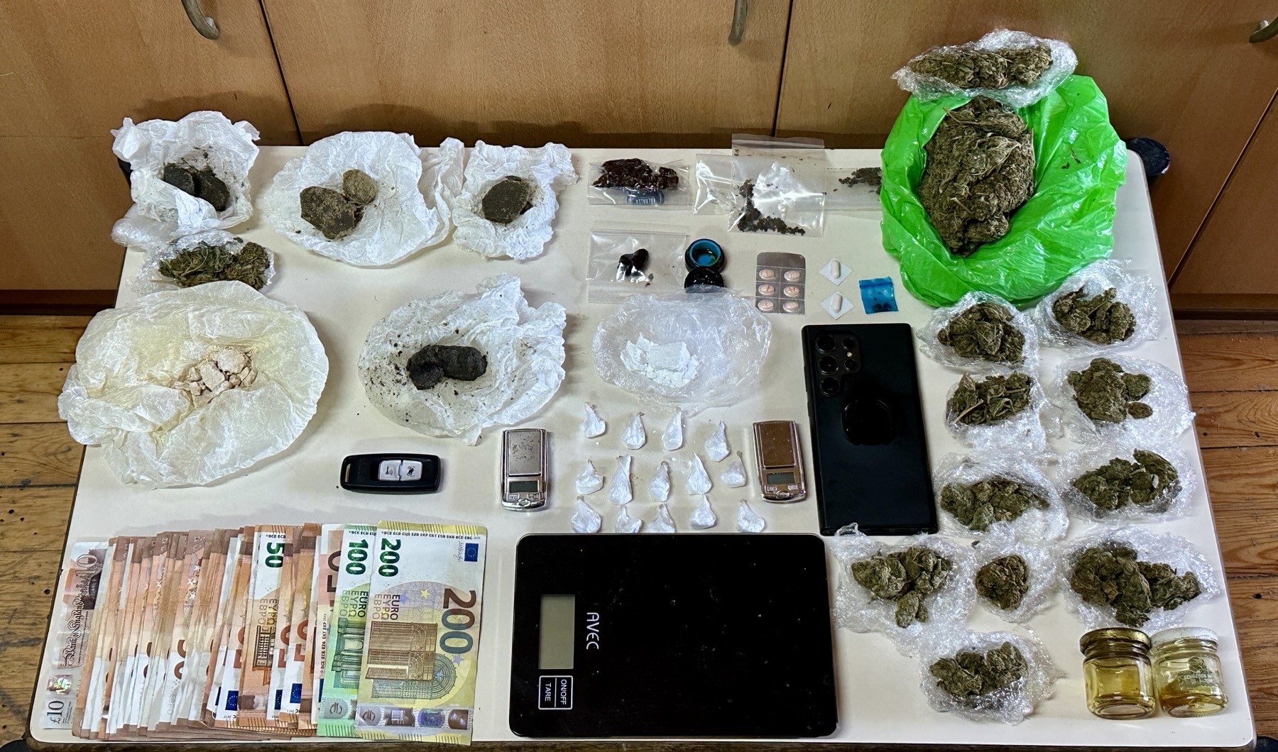 Σύλληψη άνδρα για διακίνηση ναρκωτικών στο Ρέθυμνο