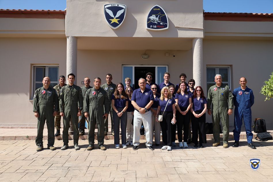 Επίσκεψη Σπουδαστών Ελληνοαμερικανικού Ινστιτούτου στην 115ΠΜ