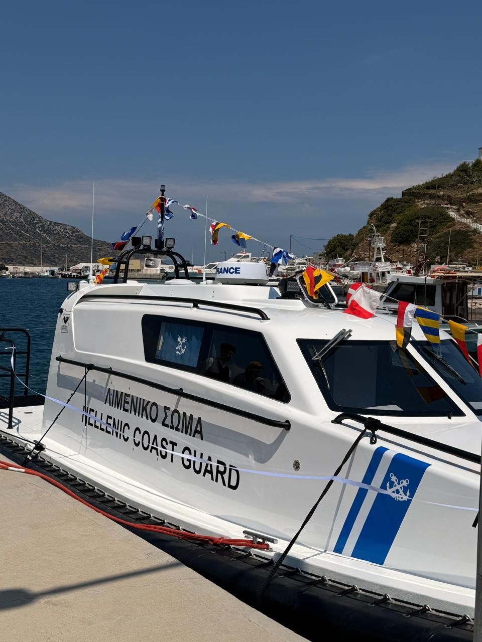 Στους Φούρνους το πρώτο από τα 11 νέα υπερσύγχρονα πλωτά ασθενοφόρα του Λιμενικού