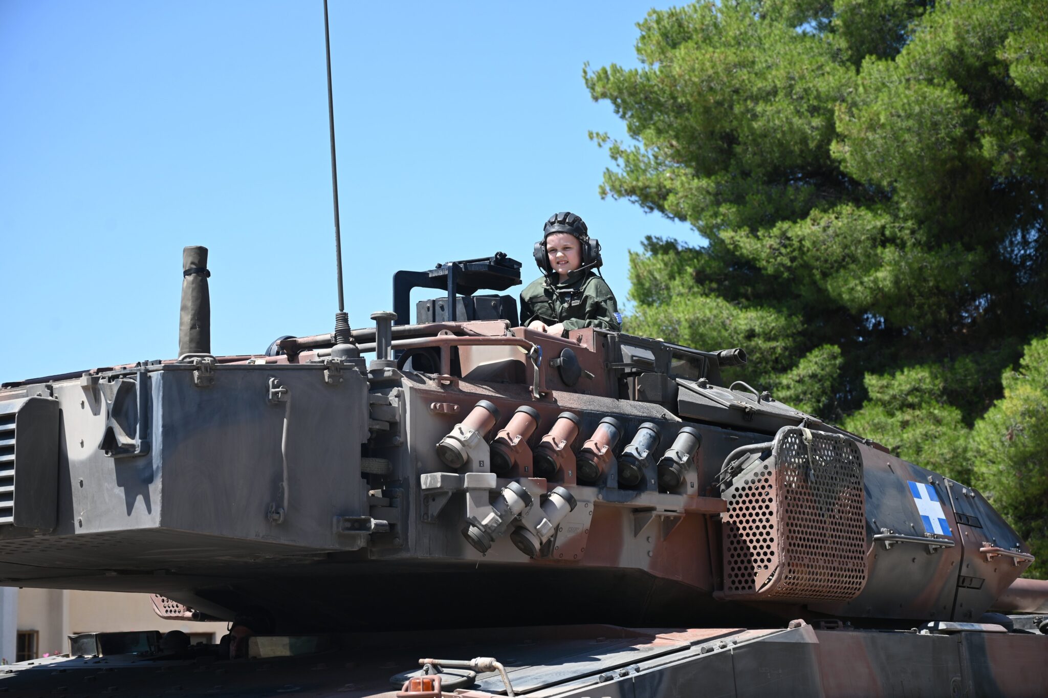 Επίσκεψη και Ξενάγηση στο ΚΕΤΘ-ΚΕΝ ΑΥΛΩΝΑ, ενός 10χρονου Μαθητή στο Πλαίσιο Δραστηριοτήτων του Οργανισμού «Make-A-Wish Ελλάδος»