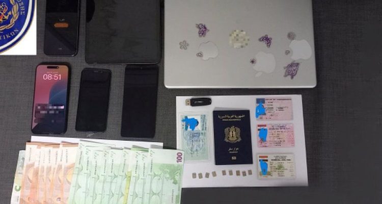 Σύλληψη αλλοδαπού από στελέχη του Κεντρικού Λιμεναρχείου Ραφήνας για Πλαστογραφία