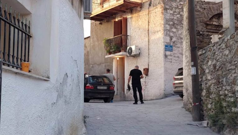 Συνελήφθη ο 61χρονος για τον φόνο των γονιών του στην Καλαμάτα