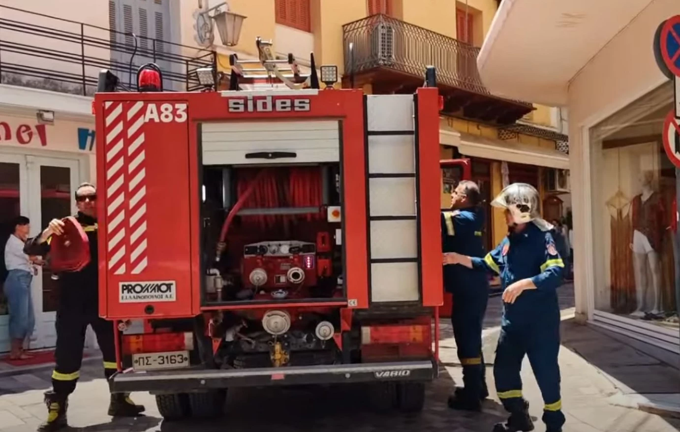 Τραγωδία στο Ναύπλιο: Ηλικιωμένη εντοπίστηκε νεκρή στο διαμέρισμά της κατά την κατάσβεση πυρκαγιάς (βίντεο)