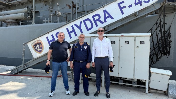 RAVENNA: Στηρίζει το Πολεμικό Ναυτικό με δωρεά προς τη φρεγάτα «Ύδρα»