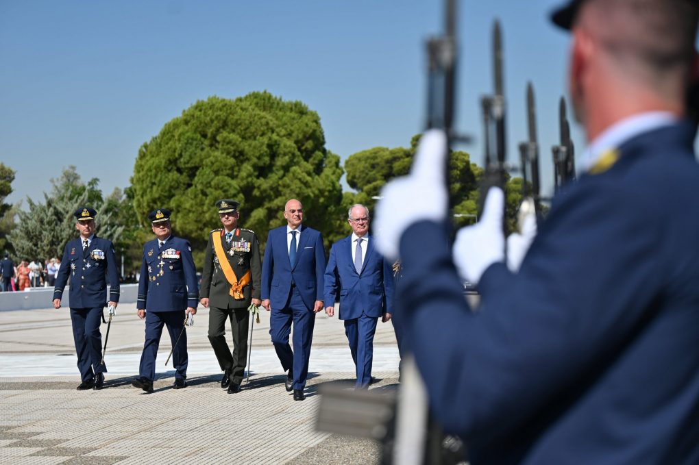 Παρουσία ΥΕΘΑ Ν. Δένδια στην τελετή ορκωμοσίας των νέων Ανθυποσμηναγών στη Σχολή Ικάρων υπό τον ΠτΔ