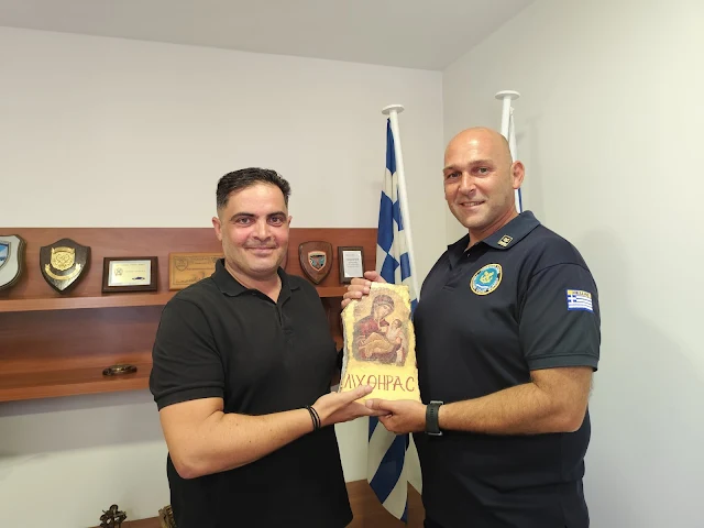 Π.Ο.Λ.: Συνάντηση ΕΛΝΑ με νέο Λιμενάρχη Θήρας Πλωτάρχη Λ.Σ Βαρελά Παναγιώτη