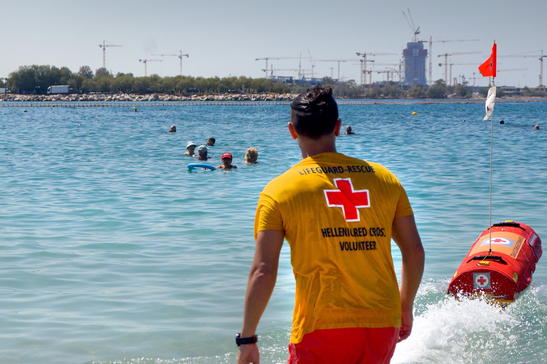 Ο Ε.Ε.Σ. παρέχει προγράμματα εκπαίδευσης ναυαγοσωστών με πιστοποίηση από τη Διεθνή Ομοσπονδία Ναυαγοσωστικής (ILSF)