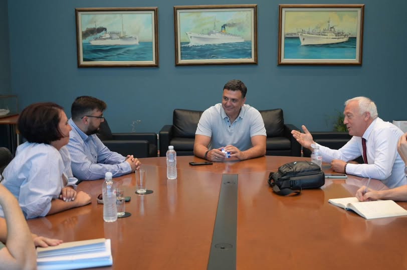 Στη Σέριφο ο Β. Κικίλιας με θέματα αντζέντας που αφορούν το νησί