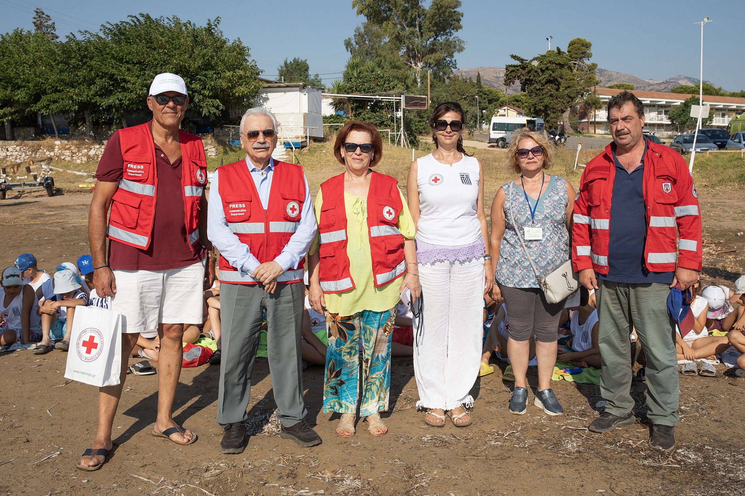Ο Ε.Ε.Σ. ενημέρωσε τα παιδιά της κατασκήνωσης του Δήμου Αθηναίων για την ασφαλή κολύμβηση