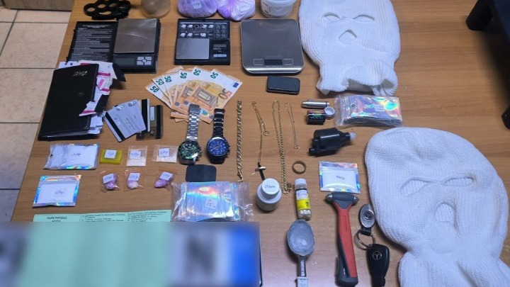 Θεσσαλονίκη: Σύλληψη 43χρονου για κατοχή και διακίνηση ναρκωτικών