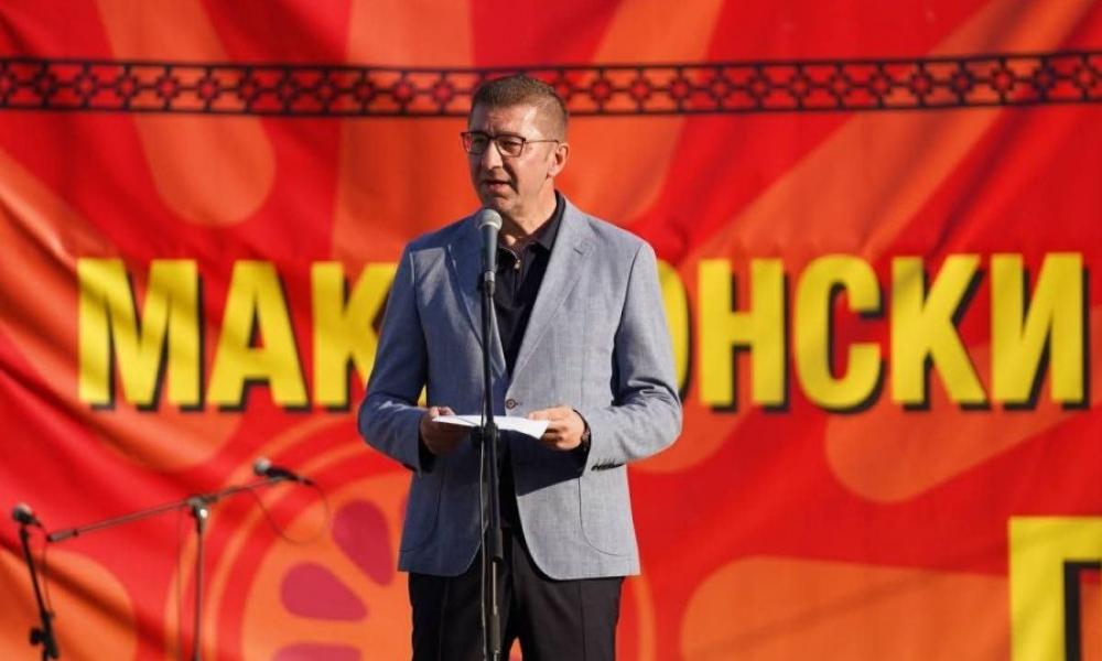 Είναι αμετανόητοι – Σκοπιανός πρωθυπουργός από αλβανικό έδαφος: «Δεν είμαστε Έλληνες, ούτε Σέρβοι, ούτε Βούλγαροι. Είμαστε Μακεδόνες»