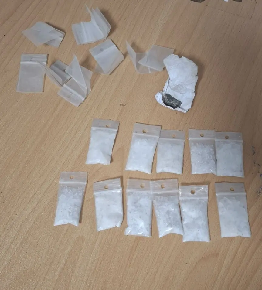 Σύλληψη 20χρονου αλλοδαπού – Στην κατοχή του είχε κρυσταλλική μεθαμφεταμίνη και ηρωίνη