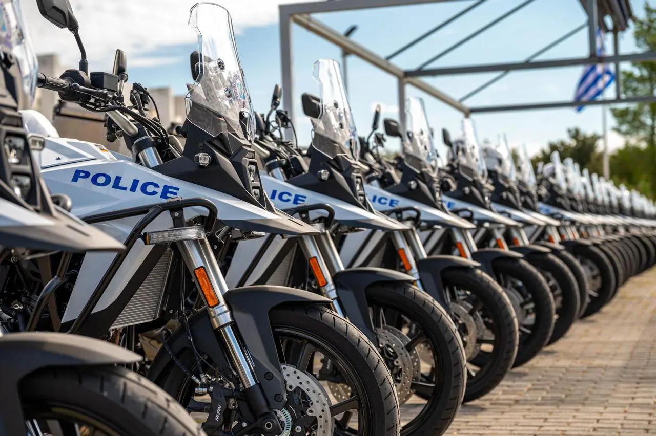 Νέα οχήματα στον στόλο της ΕΛ.ΑΣ – Ενισχύουν τις υπηρεσίες σε Αττική, Θεσσαλονίκη, Ήπειρο και Δυτική Ελλάδα