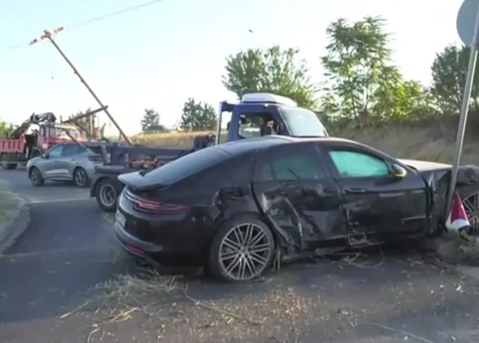 Φυλάκιση 7 μηνών, με αναστολή, στον 31 ετών οδηγό που έπεσε πάνω σε σταθμευμένα αυτοκίνητα
