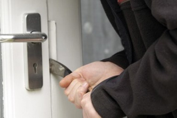 Αποτροπή ληστειών σε οικίες