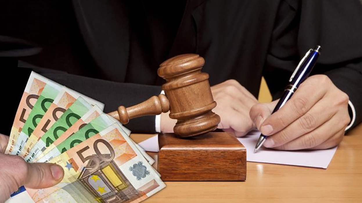 Πότε κινδυνεύει με κατάσχεση η σύνταξη που κατατίθεται σε κοινό λογαριασμό