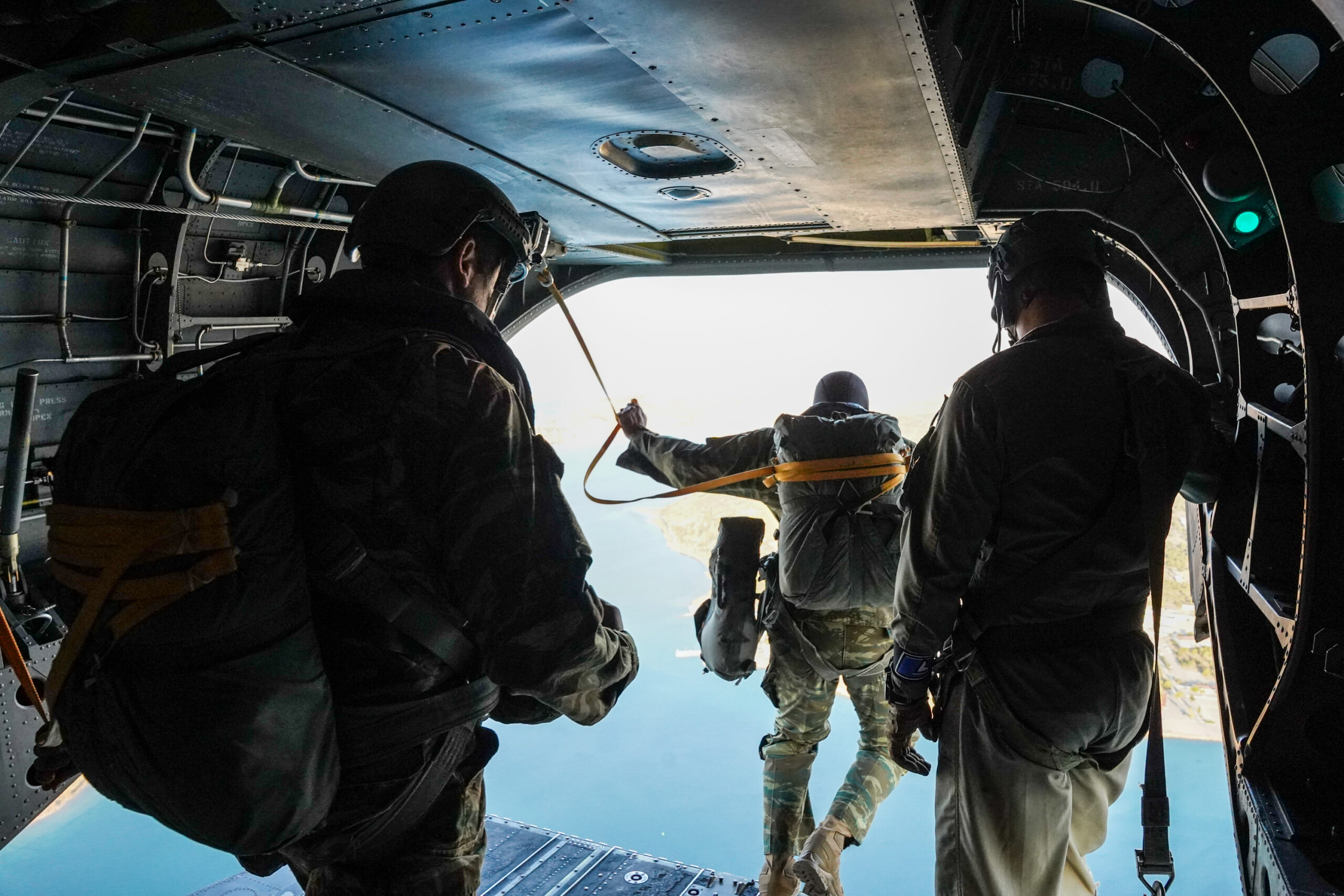 Ολοκλήρωση Σχολείου Βασικής Εκπαίδευσης Αλεξιπτωτιστή