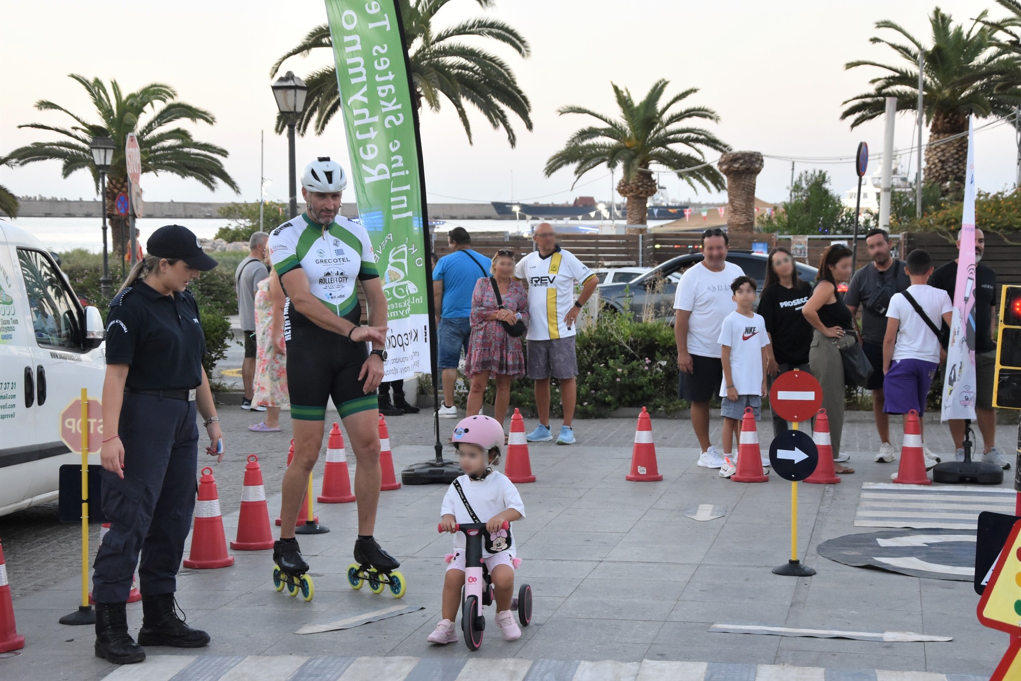 Δράση κυκλοφοριακής αγωγής στο Ρέθυμνο από την Τροχαία Ρεθύμνου, τον Δήμο Ρεθύμνου και την Ομάδα Πατινιών “Πρέβελη”
