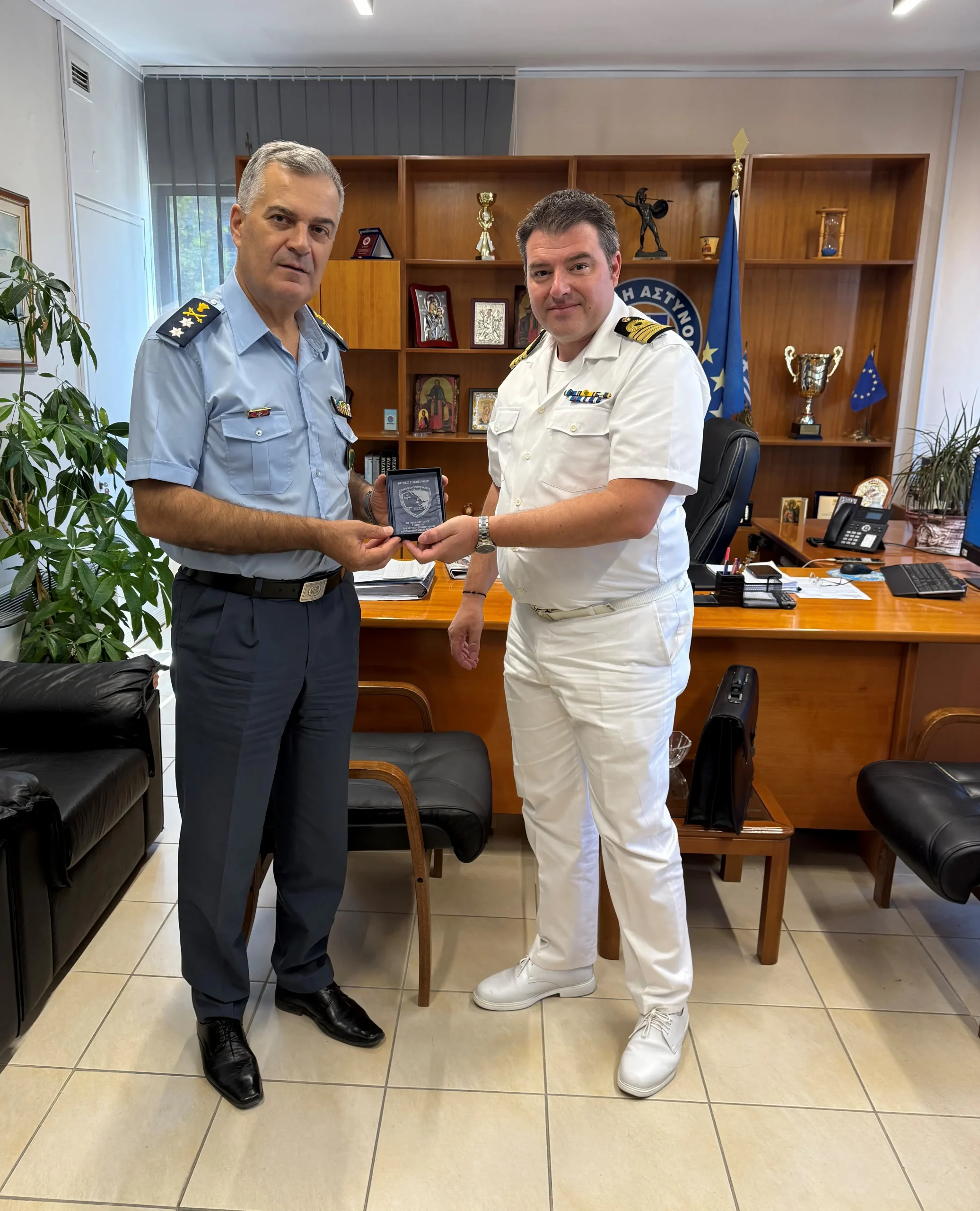 Εθιμοτυπική επίσκεψη του Διοικητή του Ναυτικού Σταθμού Ιονίου στη Γενική Περιφερειακή Αστυνομική Διεύθυνση Δυτικής Ελλάδας