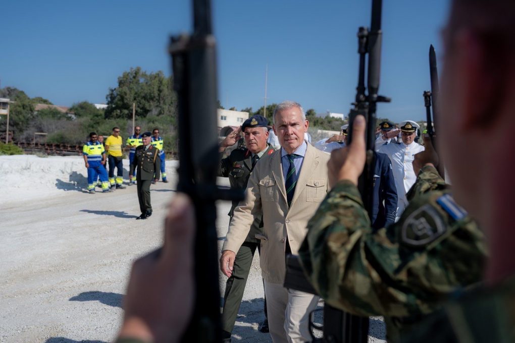 Παρουσία Θανάση Δαβάκη στην επετειακή εκδήλωση στο Γυαλί της Νισύρου όπου βρίσκεται το ιστορικό «πηγάδι του Μιαούλη»