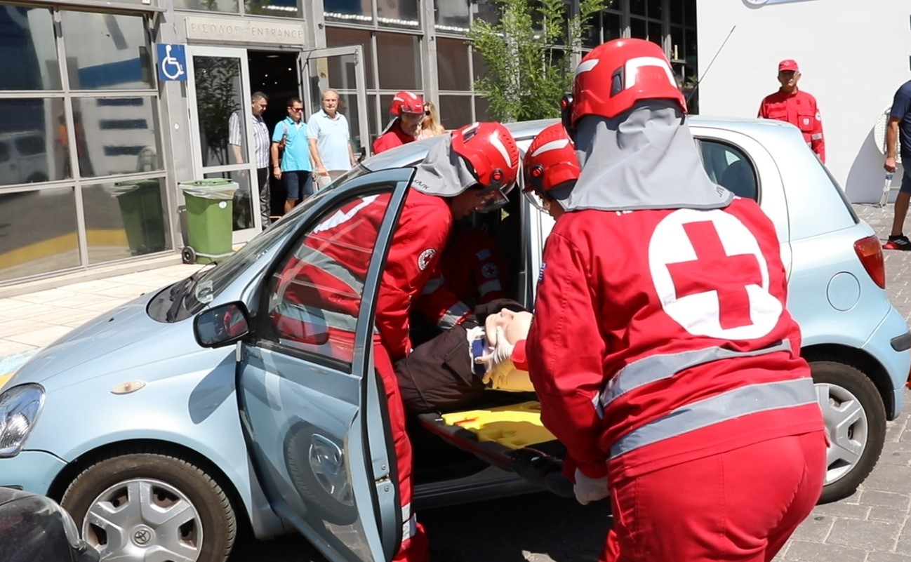 Ο Ε.Ε.Σ. προσέλκυσε εκατοντάδες επισκέπτες και νέους εθελοντές στην 89η ΔΕΘ (βίντεο)