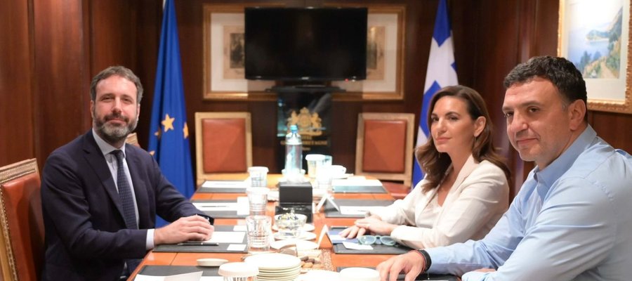 Συνάντηση Βασίλη Κικίλια, Όλγας Κεφαλογιάννη με τον Αναπληρωτή Αντιπρόεδρο Κυβερνητικών Υποθέσεων του Royal Caribbean Group