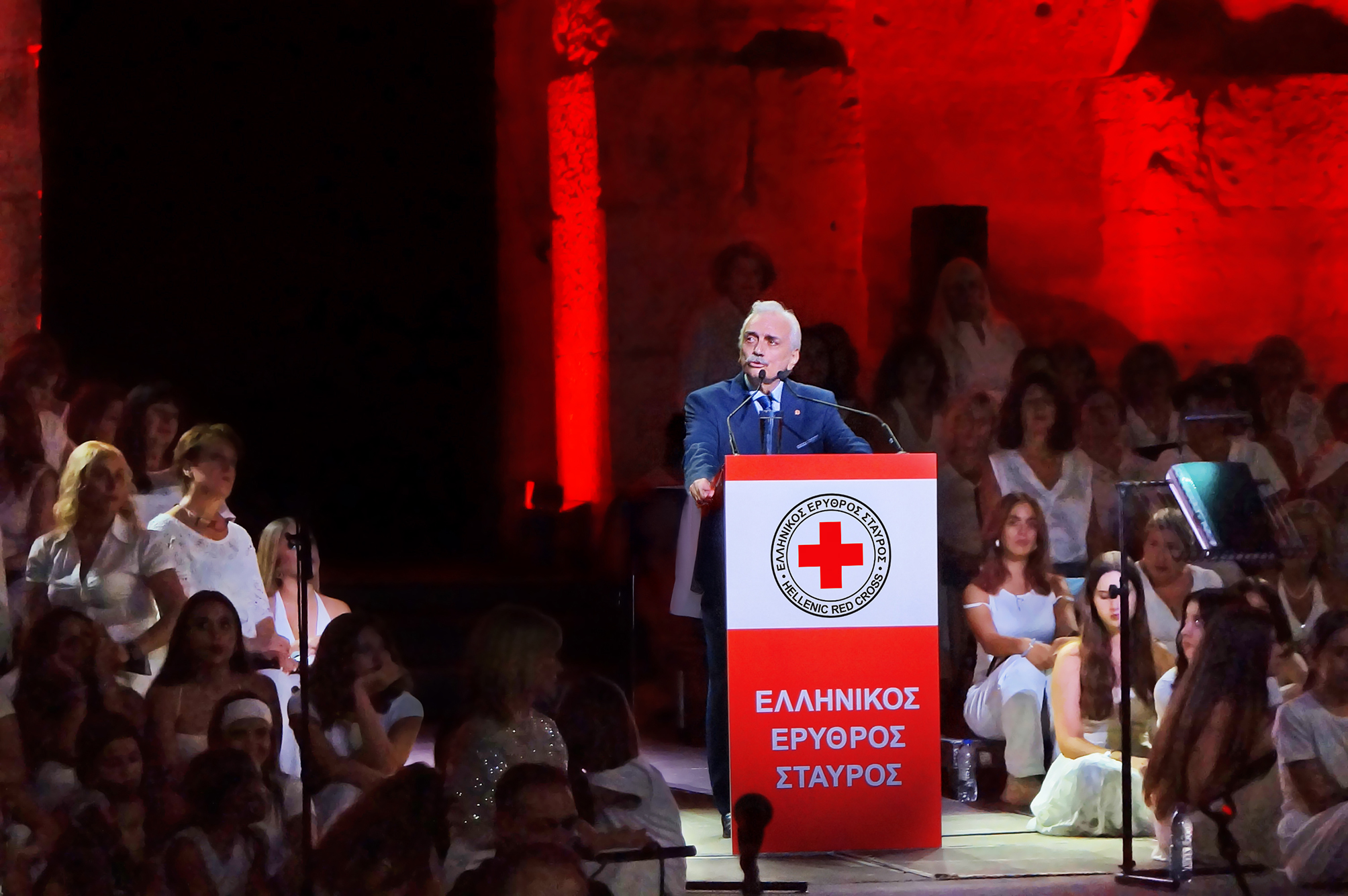 Ο Ε.Ε.Σ. διοργάνωσε με τεράστια επιτυχία συναυλία για τις Πανανθρώπινες Αξίες στο Ηρώδειο (βίντεο)