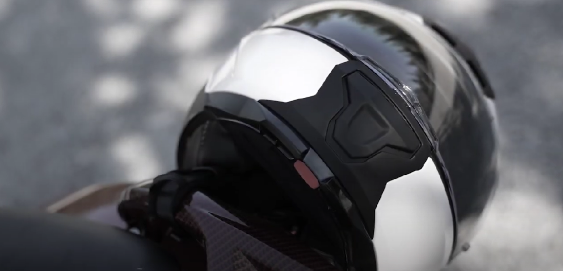 Πάνω από  2.600 παραβάσεις βεβαιώθηκαν την ενδέκατη εβδομάδα της εκστρατείας «Μηδενική ανοχή στη μη χρήση κράνους» (βίντεο)