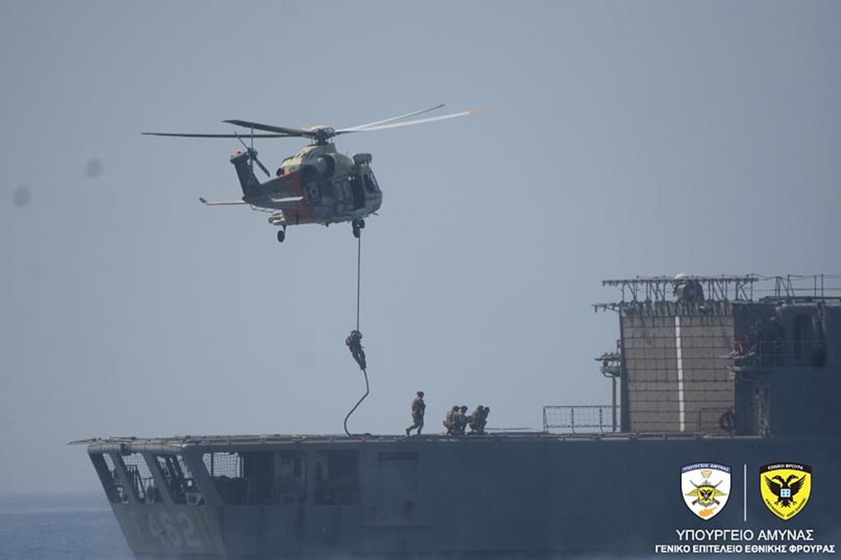 ΕΥΝΟΜΙΑ: Μεγάλη άσκηση στα «νερά του καλωδίου» – Στα «κάγκελα» τα τουρκικά ΜΜΕ (βίντεο)