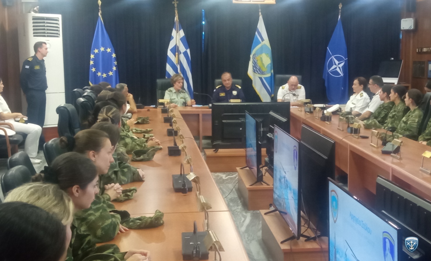 Εκπαιδευτική επίσκεψη σπουδαστών της Σχολής Αξιωματικών Νοσηλευτικής στο Αρχηγείο Στόλου