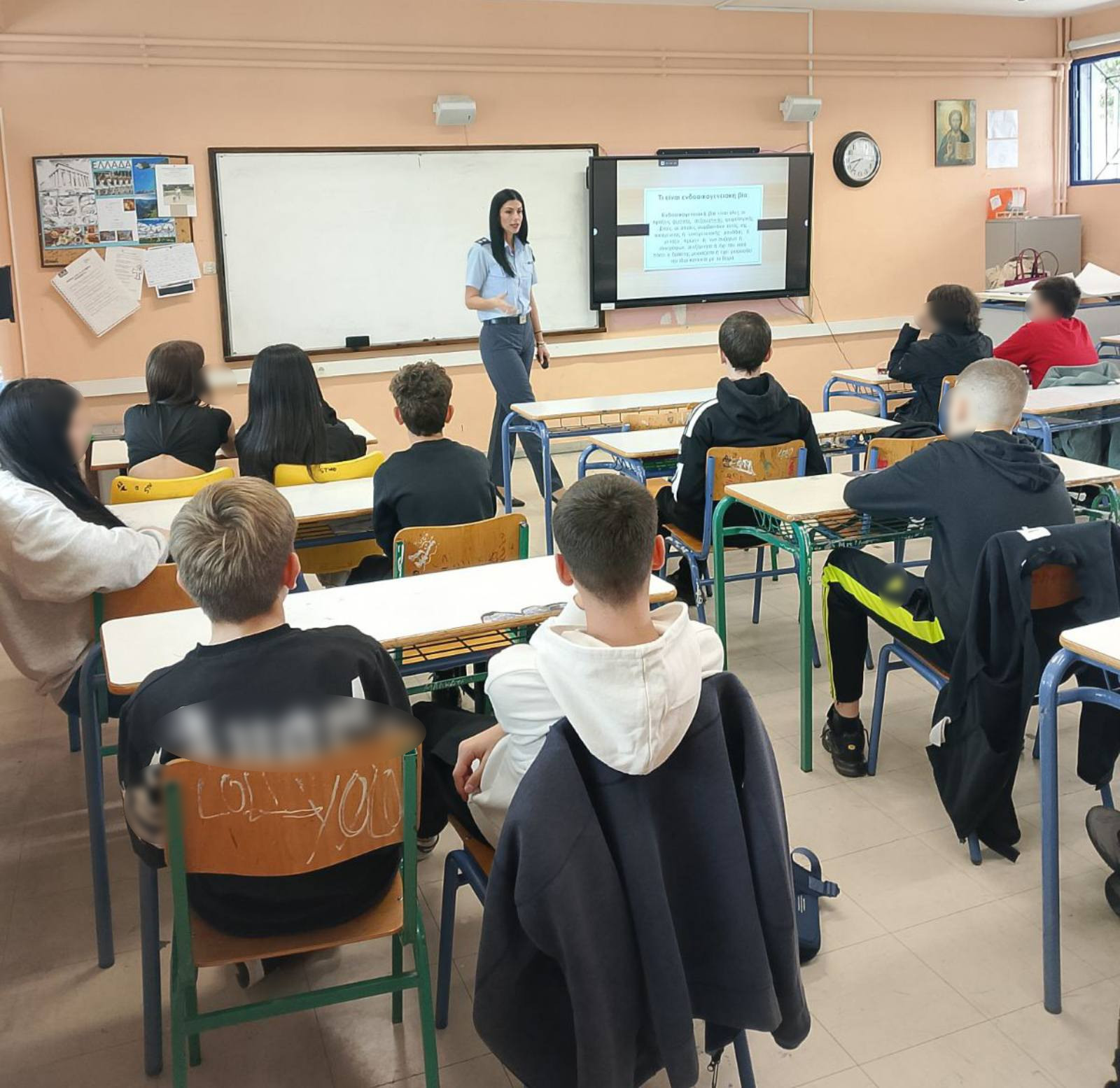 Ενημερωτικές διαλέξεις για την αντιμετώπιση της ενδοοικογενειακής βίας σε μαθητές του 2ου Γυμνασίου και του 2ου ΕΠΑΛ Ξάνθης