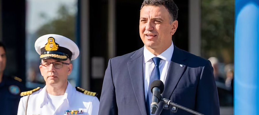 Β. Κικίλιας στην παραλαβή 51 οχημάτων του Λ.Σ. – ΕΛ.ΑΚΤ.: «Επόμενο βήμα η προμήθεια μη επανδρωμένων σκαφών για ΑΟΖ και θαλάσσια πάρκα»