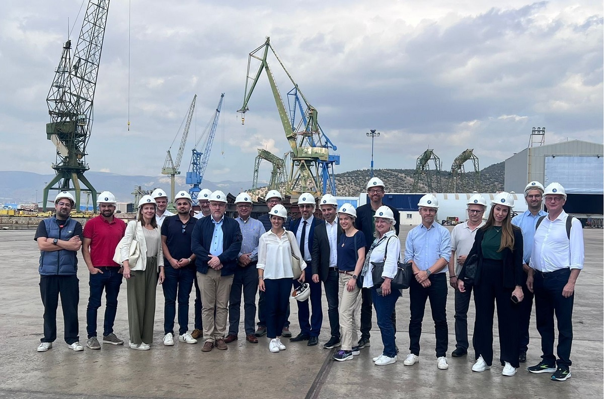 Στα Ναυπηγεία Σκαραμαγκά και τον Οργανισμό Λιμένος Ελευσίνας 11 γερμανικές ναυτιλιακές εταιρείες