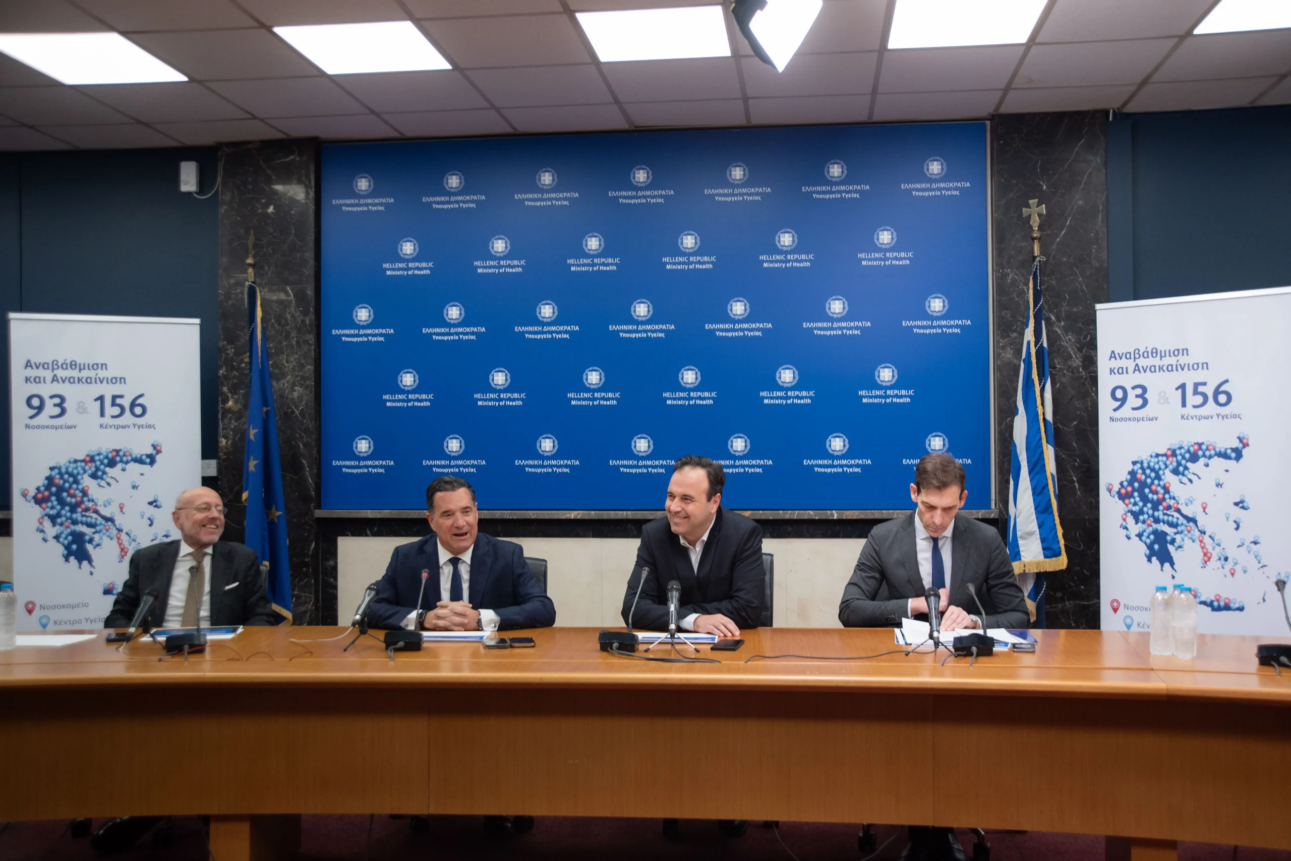 Παρουσιάστηκαν οι ψηφιακές εφαρμογές για την αποτροπή πρόσβασης ανηλίκων σε προϊόντα αλκοόλ, καπνού και άτμισης