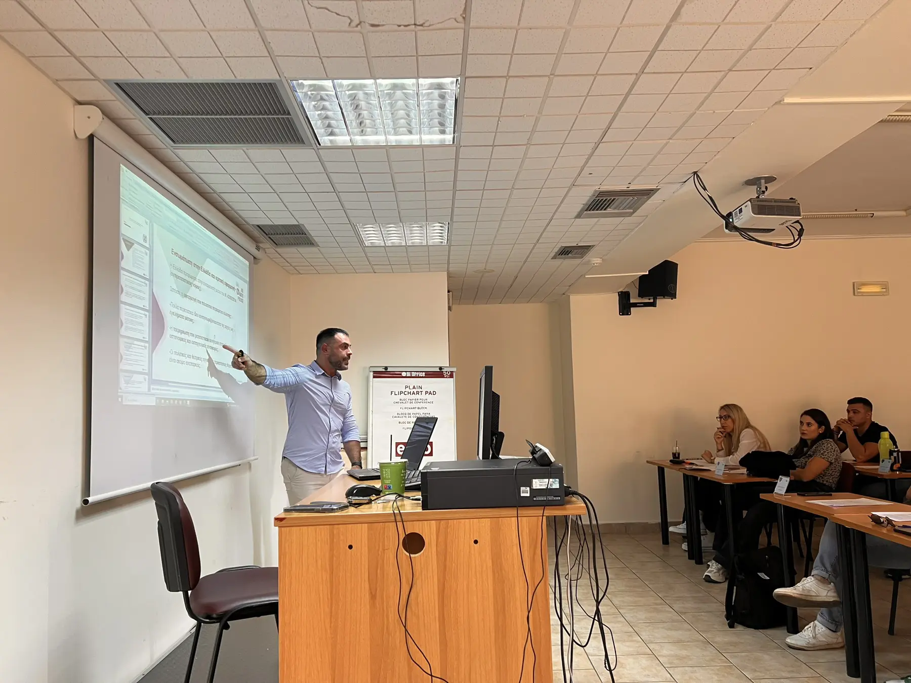 Εκπαίδευση  αστυνομικών της Γενικής Αστ. Δ/νσης Αττικής για την αποτελεσματική καταπολέμηση της ρητορικής και των εγκλημάτων μίσους