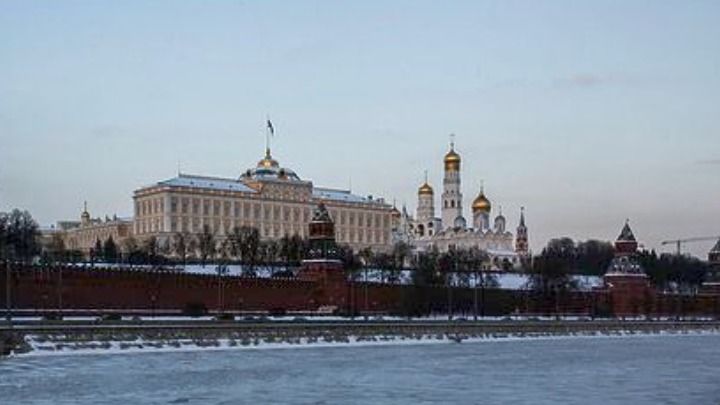 Κρεμλίνο: Οποιοδήποτε ειρηνευτικό σχέδιο θα πρέπει να εξαλείφει τα βαθύτερα αίτια της σύγκρουσης στην Ουκρανία