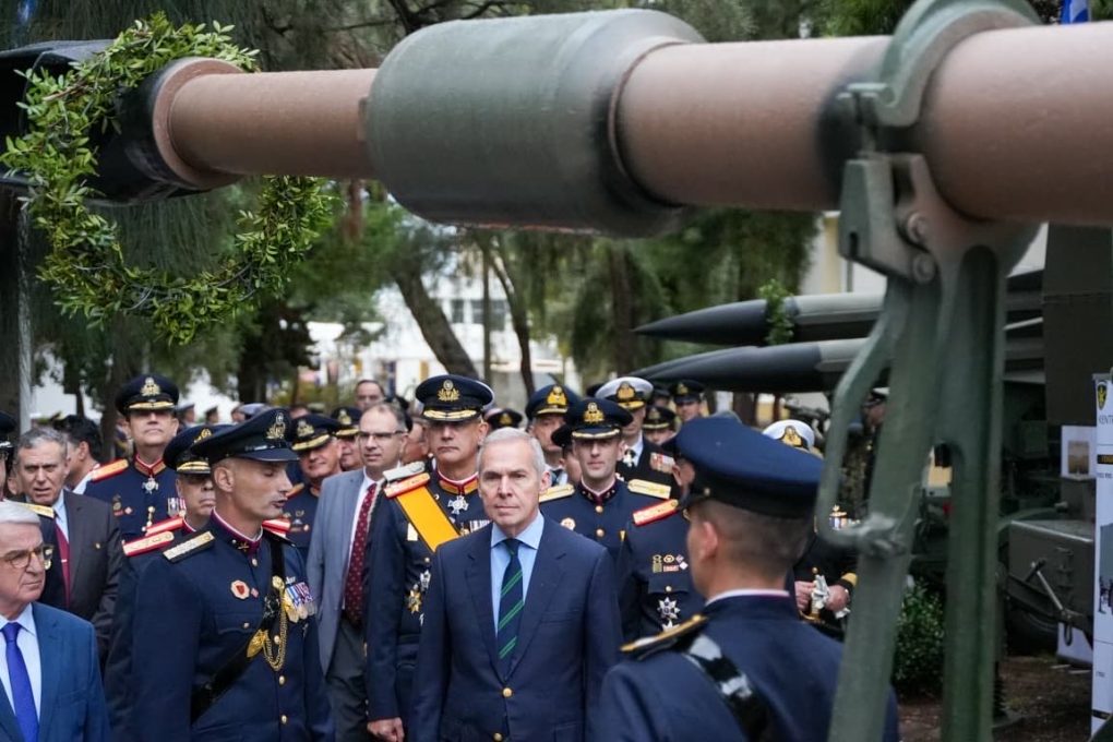 Παρουσία Θανάση Δαβάκη στον Επίσημο Εορτασμό της Μνήμης της Αγίας Βαρβάρας, Προστάτιδας του Πυροβολικού