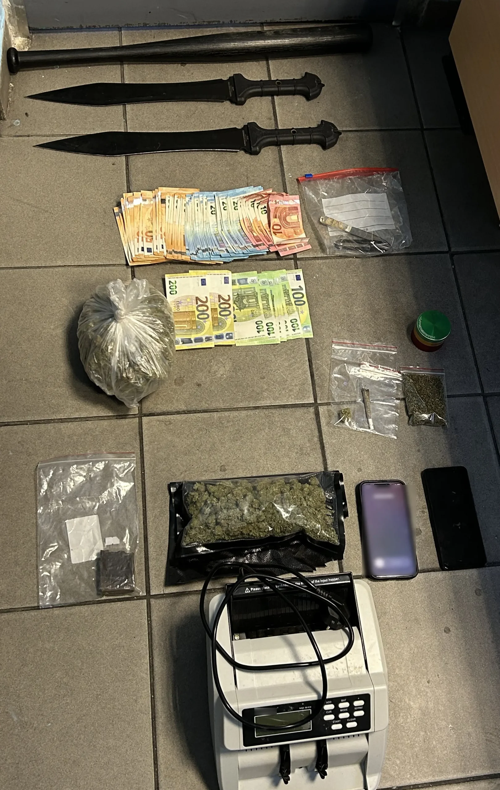 Δύο άτομα διακινούσαν ναρκωτικά στην περιοχή των Αμπελόκηπων