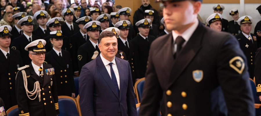 Β. Κικίλιας από τελετή ορκωμοσίας νέων Λιμενοφυλάκων: «Πίστη στην πατρίδα, στη σημαία και στο καθήκον»