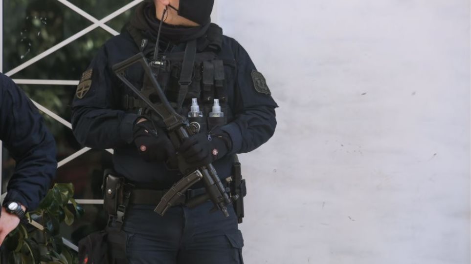 Ένοπλη ληστεία σε ενεχυροδανειστήριο: Πέντε τα εμπλεκόμενα άτομα, δύο συλλήψεις